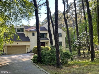 Lovely soft contemporary style home in the desirable Little Mill on Little Mill Country Club in New Jersey - for sale on GolfHomes.com, golf home, golf lot