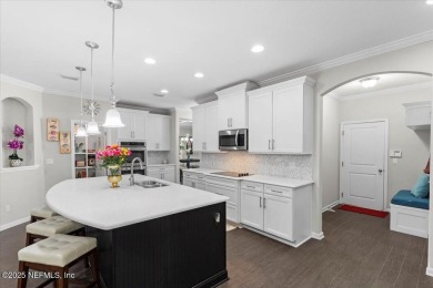 Distinctive 1-story residence, meticulously maintained since on Magnolia Point Golf and Country Club in Florida - for sale on GolfHomes.com, golf home, golf lot