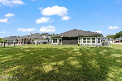 Distinctive 1-story residence, meticulously maintained since on Magnolia Point Golf and Country Club in Florida - for sale on GolfHomes.com, golf home, golf lot