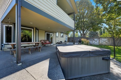 Beautiful two-story home in the heart of the Meadow Springs Golf on Meadow Springs Country Club in Washington - for sale on GolfHomes.com, golf home, golf lot