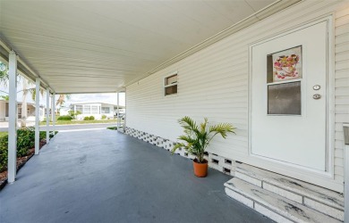 Located in the highly desirable STONEHEDGE ON THE HILL 55+ on Tarpon Springs Golf Course in Florida - for sale on GolfHomes.com, golf home, golf lot