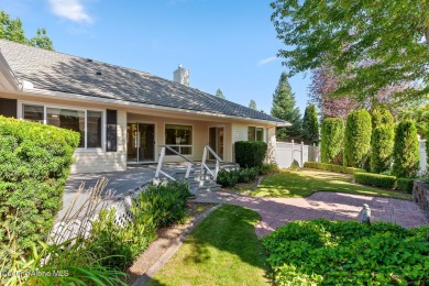 Impeccably maintained single-level home in the desirable on The Highlands Golf Course, LLC in Idaho - for sale on GolfHomes.com, golf home, golf lot
