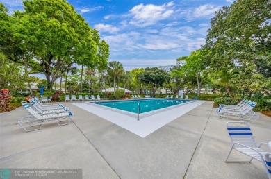Discover the perfect blend of comfort and convenience at this on Oaks Country Club in Florida - for sale on GolfHomes.com, golf home, golf lot