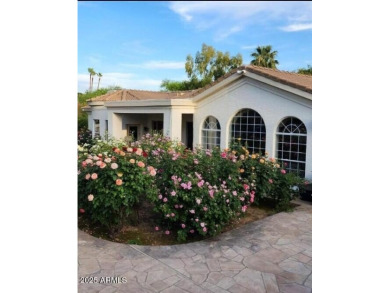 $300K BELOW APPRAISAL* Tucked between Paradise Valley & on Camelback Golf Club in Arizona - for sale on GolfHomes.com, golf home, golf lot