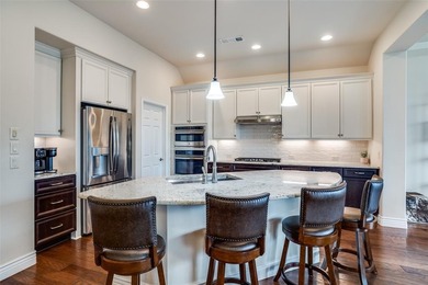 Beautifully upgraded 2 bed, 2.5 bath home with 2,103 sq ft on Wildhorse Golf Club of Robson Ranch in Texas - for sale on GolfHomes.com, golf home, golf lot