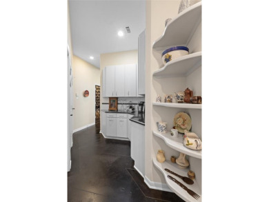I'm excited to share details about a unique contemporary modern on The Shores Country Club in Texas - for sale on GolfHomes.com, golf home, golf lot