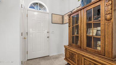 Welcome to this lovely 3 bedroom, 2 bathroom, 1,665 square foot on Prescott Golf and Country Club in Arizona - for sale on GolfHomes.com, golf home, golf lot