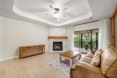 Welcome to this spacious yet cozy, 3 Bedroom, 2 Bath, end unit on Seasons Ridge At Four Seasons in Missouri - for sale on GolfHomes.com, golf home, golf lot