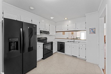 Located on HOLLY TREE GOLF COURSE, HOLE #4, this townhome offers on Holly Tree Country Club in South Carolina - for sale on GolfHomes.com, golf home, golf lot