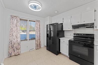 Located on HOLLY TREE GOLF COURSE, HOLE #4, this townhome offers on Holly Tree Country Club in South Carolina - for sale on GolfHomes.com, golf home, golf lot