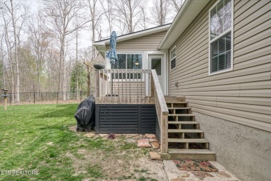 Charming 2-Bedroom + Bonus Room Home in Sought-After Lake Tansi on Lake Tansi Village Country Club in Tennessee - for sale on GolfHomes.com, golf home, golf lot