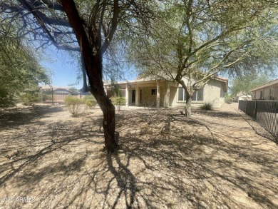 Motivated seller for a 2-bedroom, 2-bathroom home located in the on Sundance Golf Club in Arizona - for sale on GolfHomes.com, golf home, golf lot