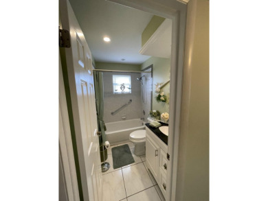 BIG PRICE ADJUSTMENT!  Well-maintained 2 bed/2 bath condo in on Kings Point Golf -Flanders Way in Florida - for sale on GolfHomes.com, golf home, golf lot