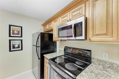 Experience the perfect blend of location, comfort, and on Lakewood Ranch Golf and Country Club in Florida - for sale on GolfHomes.com, golf home, golf lot