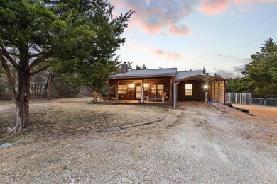 RUSTIC CABIN ON LAKE TEXOMA! HUGE SHOP BUILDING! WALK TO THE on Tanglewood Resort in Texas - for sale on GolfHomes.com, golf home, golf lot