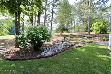 Sellers Relocating and offering Major Price Improvement on on Seven Lakes Country Club in North Carolina - for sale on GolfHomes.com, golf home, golf lot
