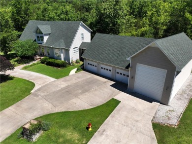 This beautiful home is waiting for you, set on .82 acres backs on Holiday Island Golf Course in Arkansas - for sale on GolfHomes.com, golf home, golf lot