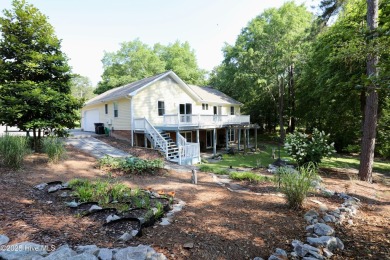 Sellers Relocating and offering Major Price Improvement on on Seven Lakes Country Club in North Carolina - for sale on GolfHomes.com, golf home, golf lot