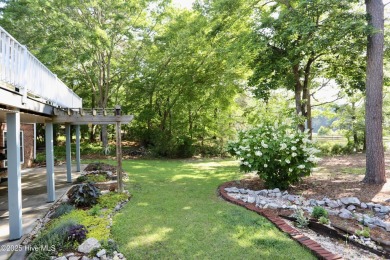 Sellers Relocating and offering Major Price Improvement on on Seven Lakes Country Club in North Carolina - for sale on GolfHomes.com, golf home, golf lot