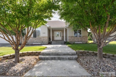 Enjoy golf course living at its finest! Nestled along Sage Lakes on Sage Lakes Municipal Golf Course in Idaho - for sale on GolfHomes.com, golf home, golf lot