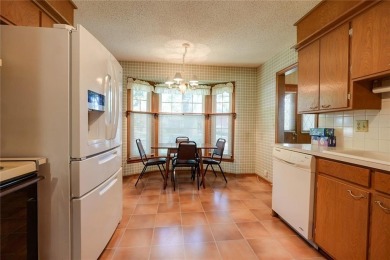 Spacious 3 Bedroom, 3 Bath Ranch Home with 4 Season Sun Room on Royal Meadows Golf Course in Missouri - for sale on GolfHomes.com, golf home, golf lot