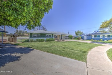 Beautifully remodeled home tucked away on a cul de sac lot in a on Encanto 18 Golf Course in Arizona - for sale on GolfHomes.com, golf home, golf lot