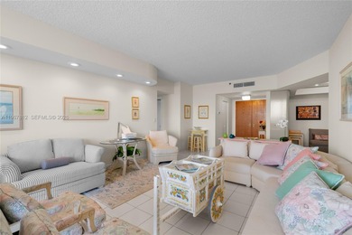 Spacious and inviting 2-bedroom + den, 2-bath residence in on Turnberry Isle Resort and Club in Florida - for sale on GolfHomes.com, golf home, golf lot