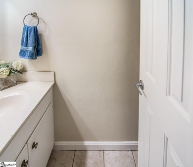 ****OPEN HOUSE SUNDAY, JANUARY 4, 2026 FROM 2PM-4PM**** Welcome on Holly Tree Country Club in South Carolina - for sale on GolfHomes.com, golf home, golf lot