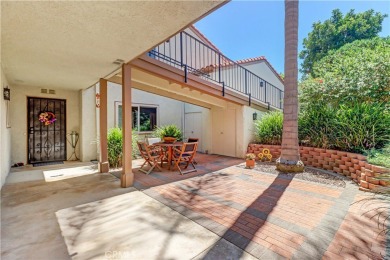 Lower end unit condo located in popular neighborhood facing a on Leisure Village Par 3 Golf Course in California - for sale on GolfHomes.com, golf home, golf lot