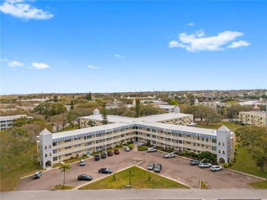 Rarely Available Top-Floor Viceroy Floorplan in On Top of the on On Top Of The World Golf Course in Florida - for sale on GolfHomes.com, golf home, golf lot