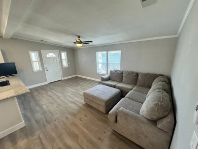 Lot rent is $1037.00    This beautiful 2 bedroom, 2 bathroom on Del Tura Golf and Country Club in Florida - for sale on GolfHomes.com, golf home, golf lot