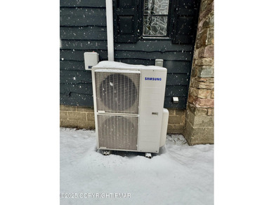 *OPEN HOUSE 2/22 12-2pm* Tucked into the woods of Split Rock and on Split Rock Resort and Country Club in Pennsylvania - for sale on GolfHomes.com, golf home, golf lot