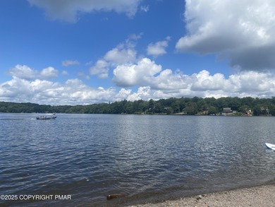 *OPEN HOUSE 2/22 12-2pm* Tucked into the woods of Split Rock and on Split Rock Resort and Country Club in Pennsylvania - for sale on GolfHomes.com, golf home, golf lot