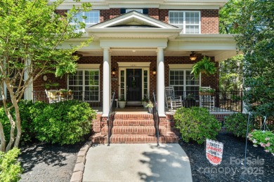 Incredible value *** This spacious 6-bed/3 full bath on Tega Cay Golf Club in South Carolina - for sale on GolfHomes.com, golf home, golf lot