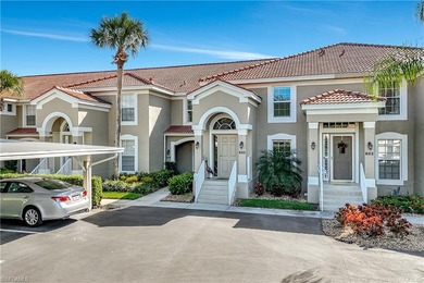 Tastefully remodeled, move-in-ready condo overlooks the 18th on Spring Run Golf Club in Florida - for sale on GolfHomes.com, golf home, golf lot