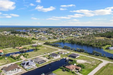 Boaters Paradise - The best of SW Florida Waterfront Living on Coral Oaks Golf Course in Florida - for sale on GolfHomes.com, golf home, golf lot