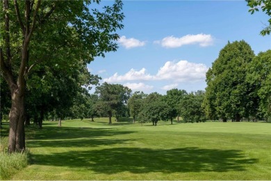 Move in ready top floor 1 bed 1 bath condo with golf course view on University of Minnesota Les Bolstad Golf Course in Minnesota - for sale on GolfHomes.com, golf home, golf lot