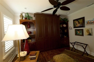Welcome in to this gorgeous 3/2 Lantana with a golf cart garage on The Links of Spruce Creek in Florida - for sale on GolfHomes.com, golf home, golf lot