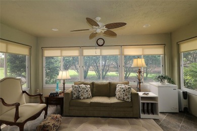 Welcome in to this gorgeous 3/2 Lantana with a golf cart garage on The Links of Spruce Creek in Florida - for sale on GolfHomes.com, golf home, golf lot
