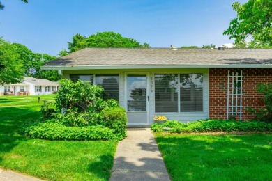 Welcome to this rare and beautifully updated 2 bed, 1 bath end on Leisure Village Golf Course in New York - for sale on GolfHomes.com, golf home, golf lot