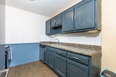 Welcome to this rare and beautifully updated 2 bed, 1 bath end on Leisure Village Golf Course in New York - for sale on GolfHomes.com, golf home, golf lot