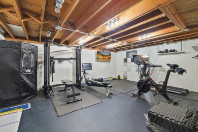 Welcome to this beautifully updated rancher located in the on Manito Golf and Country Club in Washington - for sale on GolfHomes.com, golf home, golf lot