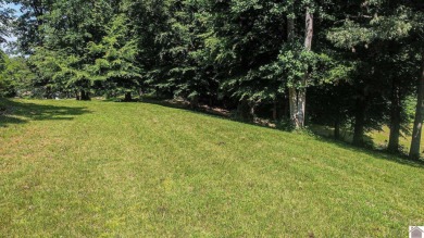 Discover this 1.1-acre surveyed lot ideally situated in the on Mineral Mound Golf Course in Kentucky - for sale on GolfHomes.com, golf home, golf lot