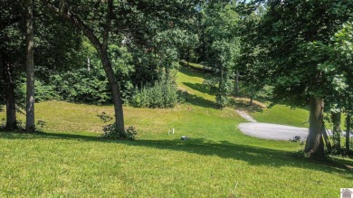 Discover this 1.1-acre surveyed lot ideally situated in the on Mineral Mound Golf Course in Kentucky - for sale on GolfHomes.com, golf home, golf lot