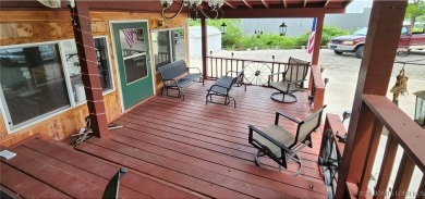 Perfect set up for someone that needs space inside and out with on Sycamore Creek Golf Club in Missouri - for sale on GolfHomes.com, golf home, golf lot