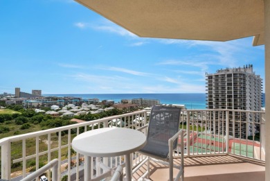 Enjoy the resort lifestyle in this three bedrooom three bath end on Seascape Golf Course in Florida - for sale on GolfHomes.com, golf home, golf lot