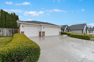 Wonderful home in an established neighborhood that has been very on Lakeview Golf Club in Idaho - for sale on GolfHomes.com, golf home, golf lot