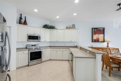 GOLF MEMBERSHIP INCLUDED ($50,000 Value)! Furnished and move-in on Hunters Ridge Country Club in Florida - for sale on GolfHomes.com, golf home, golf lot