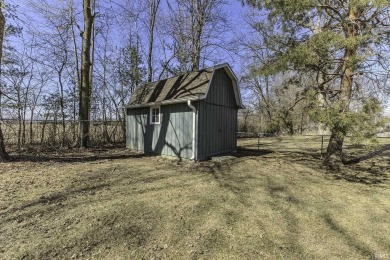 ORIGINAL OWNERS! Never before on the market, this impeccably on Muncie Elks Country Club in Indiana - for sale on GolfHomes.com, golf home, golf lot