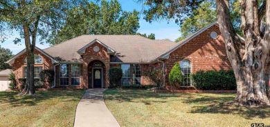 Welcome to 108 Saint Andrews Circle, blending Hideaway's on Hide-A-Way Lake Golf Course in Texas - for sale on GolfHomes.com, golf home, golf lot